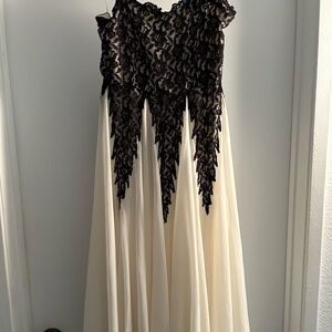 Free People Ballgown Vintage Dress size 2